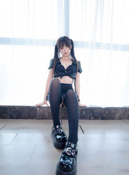 bl被c哭的清冷美人np_免费手机在线看观看